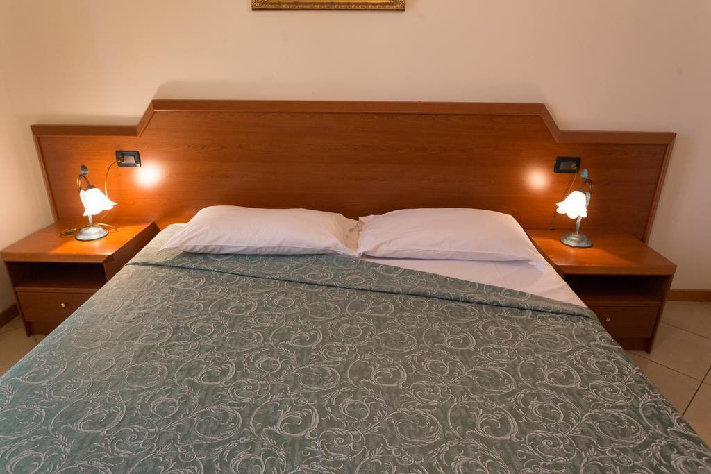 Residenza Orchidee Aparthotel Lazise Exterior foto