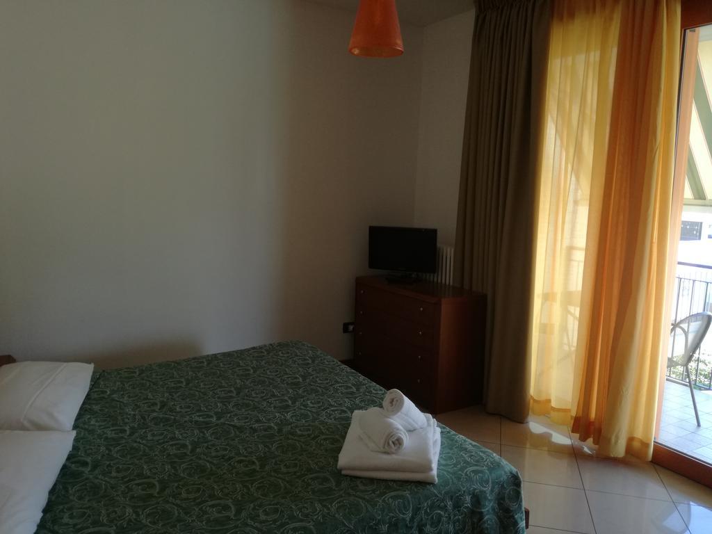 Residenza Orchidee Aparthotel Lazise Exterior foto