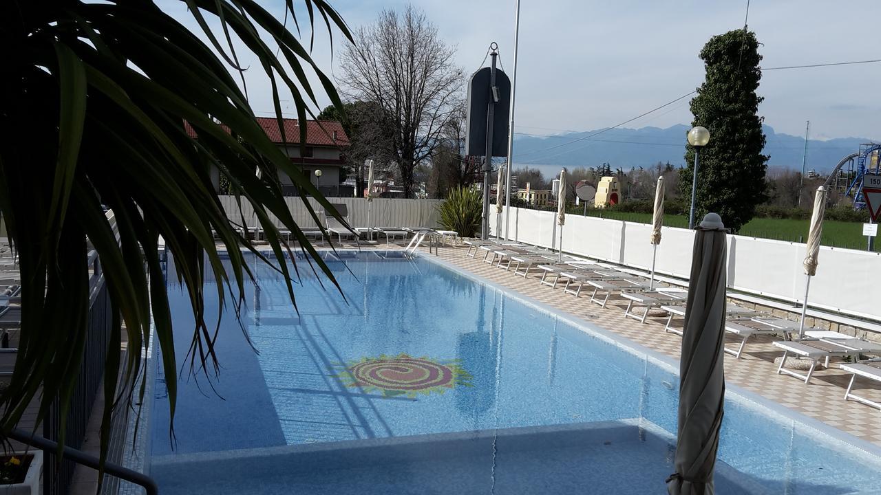 Residenza Orchidee Aparthotel Lazise Exterior foto
